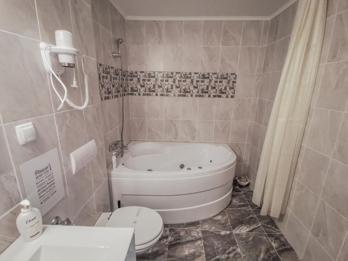 Orchid Luxury Apartment Sinaia Esterno foto