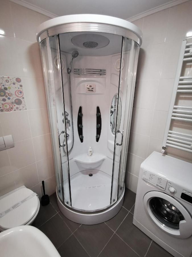 Orchid Luxury Apartment Sinaia Esterno foto