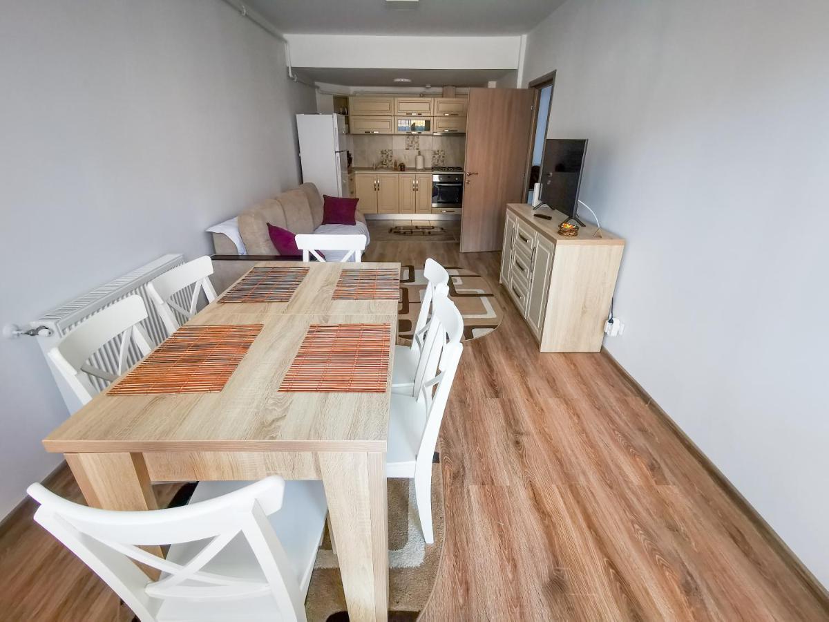 Orchid Luxury Apartment Sinaia Esterno foto